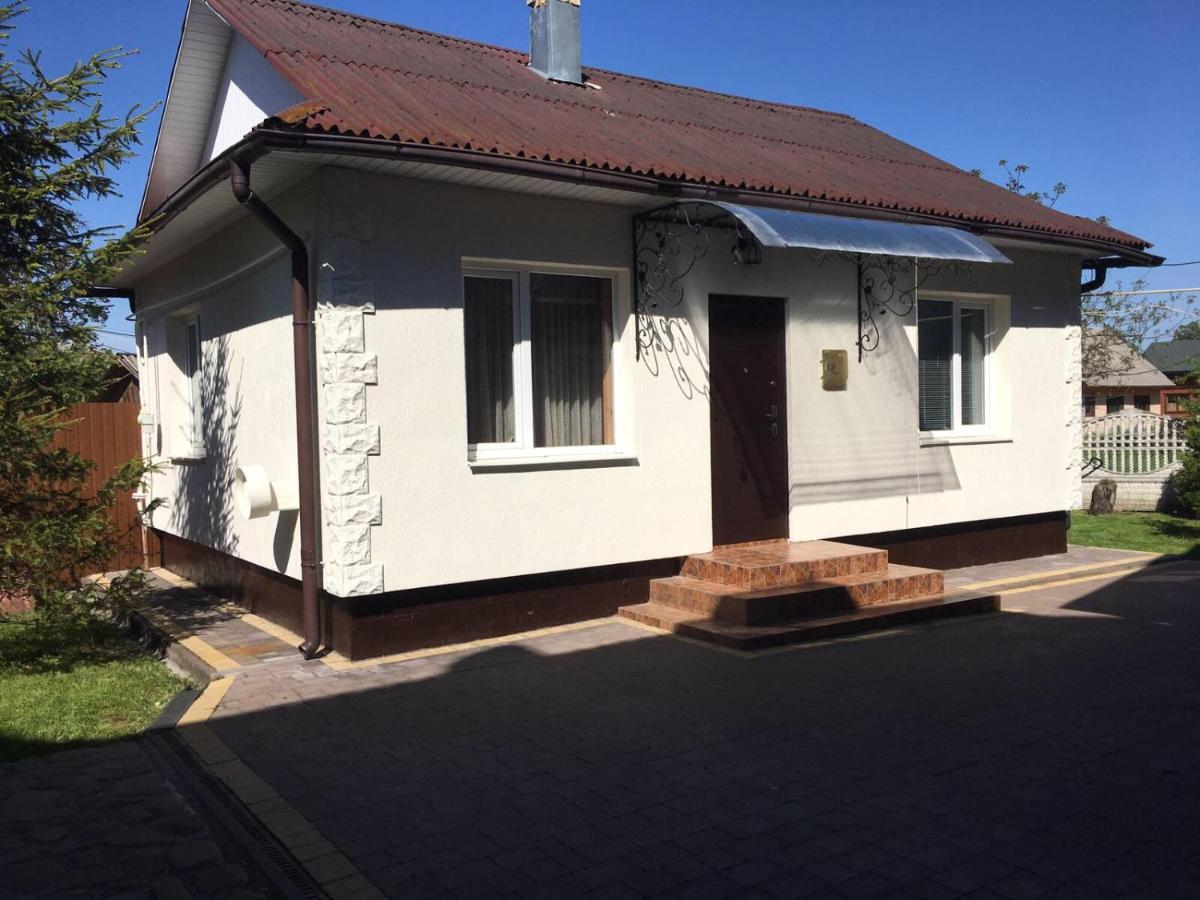 Котетж У Вілла Діола Kosiv Exterior foto